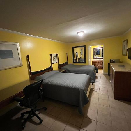Dragon Inn & Suites Fayette エクステリア 写真