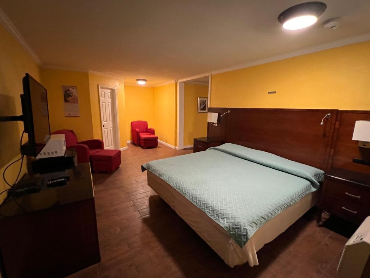 Dragon Inn & Suites Fayette エクステリア 写真