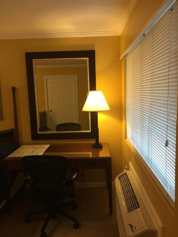 Dragon Inn & Suites Fayette エクステリア 写真